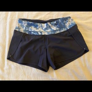 Lululemon Speed Up Mid-Rise Lined Short 4”